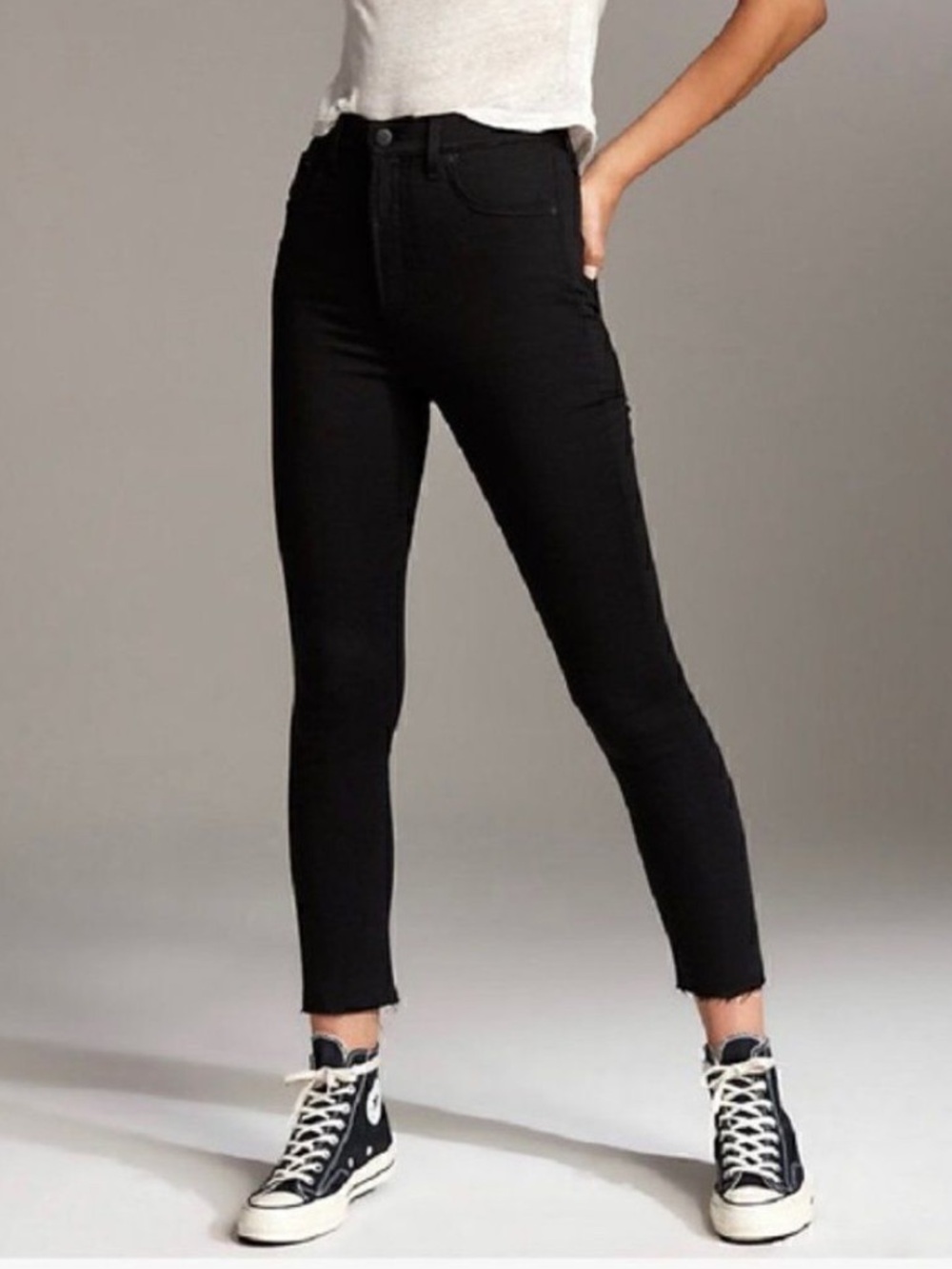 DENIM FORUM The Lola High Rise Skinny Crop Black Jeans